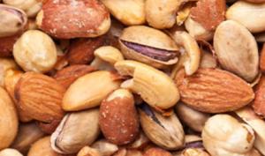 Pistachos, marañones, almendras, maní, nueces entre otros frutos secos mezclados